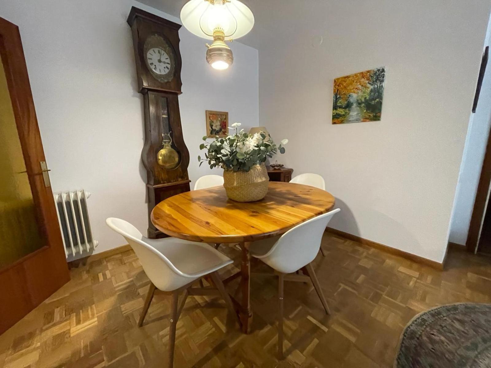 Apartamento Capelot Jaca Exterior photo